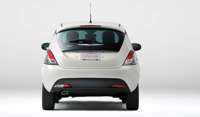 <strong>Chrysler Ypsilon｜クライスラー イプシロン</strong>