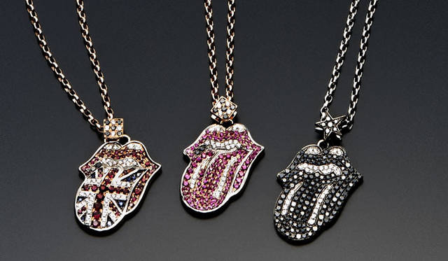 <strong>ENUOVE｜イノーヴェ</strong>　パヴェ（小）左／ユニオンジャック47万2500円、中／赤47万2500円、右／黒52万5000円（数量限定発売）　©2012 MUSIDOR B.V. Under License to Bravado Merchandising. All Rights Reserved.