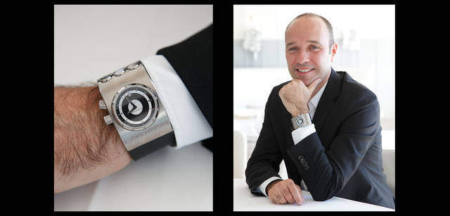 <strong>HAMILTON｜ハミルトン</strong><br />ハミルトン インターナショナルCEO シルバン・ドラ。「時計と映画は、ともにパッションのあるモノづくりにかかわっていると思います。映画が作るのは人間のパッションを動かすエンタテイメントであり、時計は人間の愛着やこだわりにかんするモノづくりです。じつは両者はとても似た精神をもっているのです」。