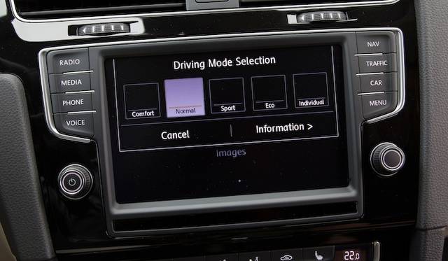 <strong>Volkswagen Golf 1.4 TSI｜フォルクスワーゲン ゴルフ 1.4 TSI</strong><br />ドライビングモードは5パターンを用意