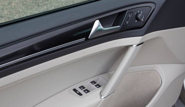 <strong>Volkswagen Golf 1.4 TSI｜フォルクスワーゲン ゴルフ 1.4 TSI</strong>