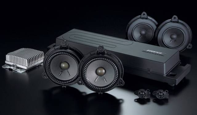 <strong>Nissan Leaf｜日産 リーフ</strong><br />オプション設定される、専用オーディオシステム「BOSE Energy Efficiency」