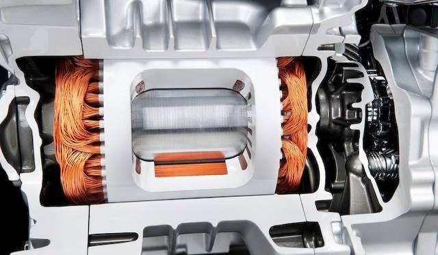 <strong>Nissan Leaf｜日産 リーフ</strong>