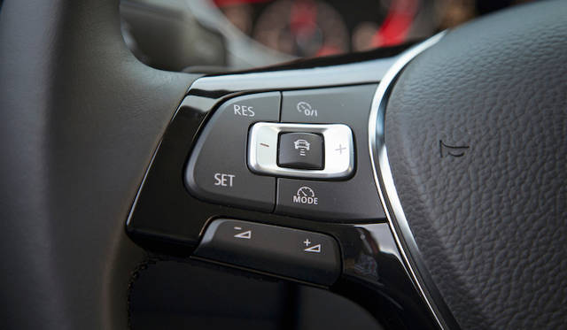 <strong>Volkswagen Golf 1.4TSI｜フォルクスワーゲン ゴルフ 1.4TSI</strong>