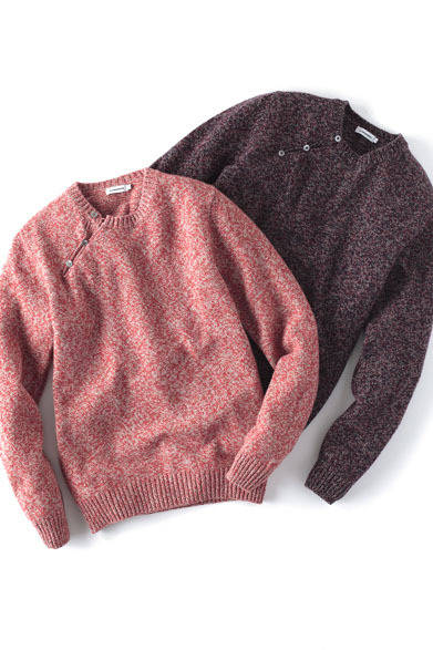 　クルーネックニット各2万9400円（J.リンドバーグ／阪急メンズ東京）