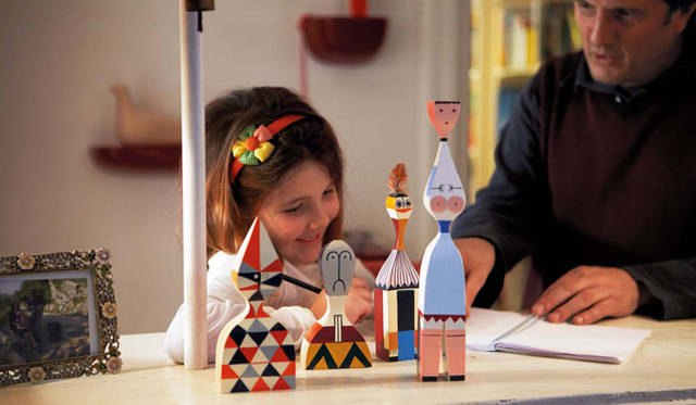 <strong>vitra｜ヴィトラ</strong>　©www.vitra.com