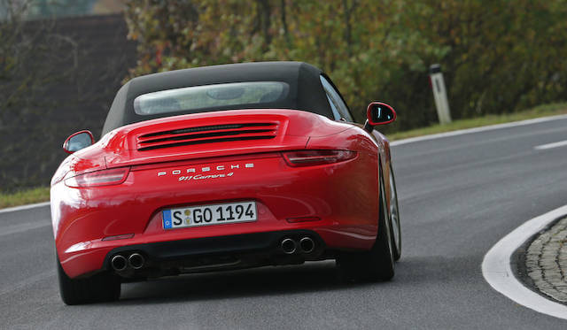 <strong>Porsche 911 Carrera 4 Cabriolet｜ポルシェ 911 カレラ4 カブリオレ</strong>