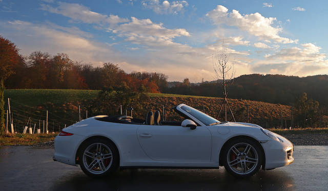 <strong>Porsche 911 Carrera 4S Cabriolet｜ポルシェ 911 カレラ4S カブリオレ</strong>