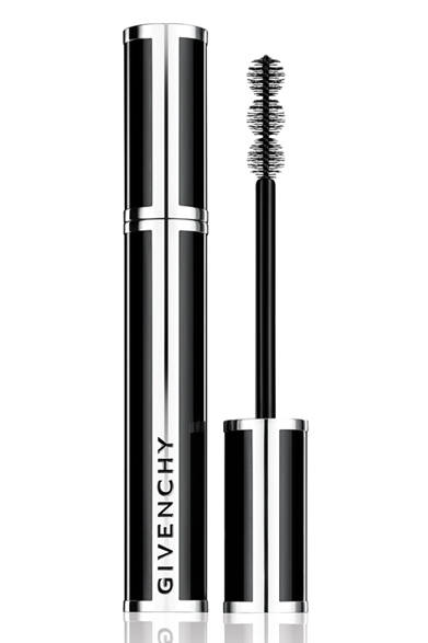 誰もが驚いた“球体マスカラ”が、さらに進化して登場。3つの球形が連なったブラシとトリートメント成分をふくんだしなやかなマスカラ液が、ボリューミィな濃密まつ毛に仕上げる。<br /><br />ノワール・クチュール ブラック・サテン 4620円<br /><br />パルファム ジバンシイ〔LVMHフレグランスブランズ〕<br />Tel. 03-3264-3941<br />http://www.parfumsgivenchy.jp/