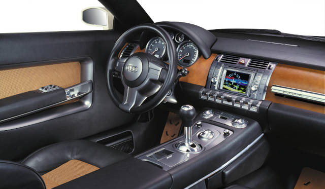 <strong>Audi Steppenwolf｜アウディ ステッペンウルフ</strong>