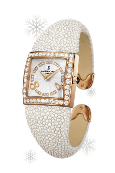 de GRISOGONO｜ドゥ グリソゴノ<br /><br />ベゼルにあしらわれたダイヤモンド、文字盤のギョーシェ彫り、ガルーシャのブレスレット……どこをとってもスペシャル感溢れるウォッチは、ドゥ グリソゴノならでは。<br /><br />「ピッコリーナ」ウォッチ<br />[PG×ダイヤモンド]<br />193万2000円<br /><br />ドゥ グリソゴノ ジャパン<br />Tel. 03-6212-8100