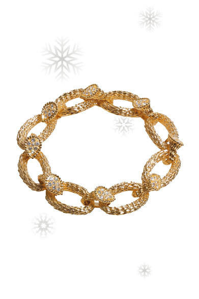 BOUCHERON｜ブシュロン<br /><br />グランメゾンのひとつ、ブシュロンのジュエリーをプレゼントに。「セルパン」のブレスレットは、クラシックで神秘的な輝き。<br /><br />「セルパン」ブレスレット<br />[YG×ダイヤモンド]<br />207万9000円<br /><br />ブシュロン カスタマーサービス<br />Tel. 03-5537-2203