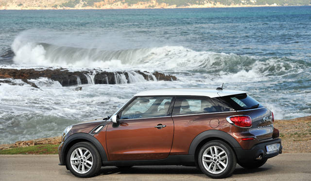 <strong>MINI Paceman｜ミニ ペースマン</strong>