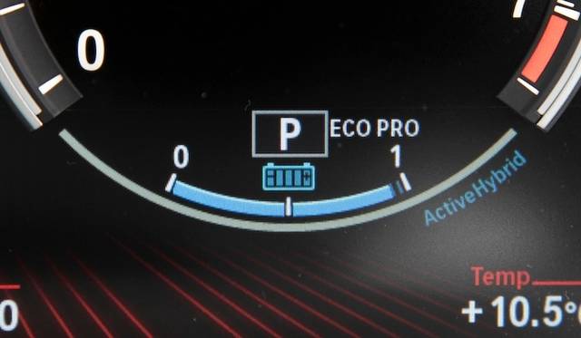 <strong>BMW ActiveHybrid 5｜ビー・エム・ダブリュー アクティブハイブリッド 5</strong><br />ECO PROモードももちろん搭載している