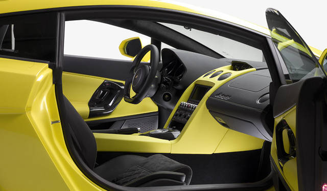 <strong>Lamborghini Gallardo LP 560-4｜ランボルギーニ ガヤルド LP 560-4</strong>