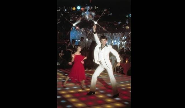 <strong>ART FILE 02｜「Hollywood Costume」</strong>　Saturday Night Fever © 2012 by Paramount Pictures. All Rights Reserved