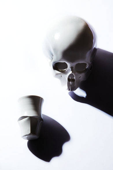 <strong>さる山</strong>　濱中史朗展“alternative white”