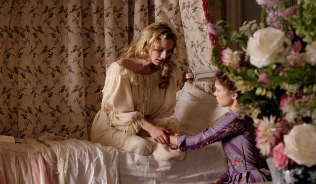 <strong>MOVIE｜『マリー・アントワネットに別れを告げて』</strong>　© 2012 GMT PRODUCTIONS – LES FILMS DU LENDEMAIN – MORENA FILMS - FRANCE 3 CINEMA – EURO MEDIA FRANCE – INVEST IMAGE　©Carole Bethuel