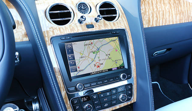 <strong>BENTLEY CONTINENTAL GTC V8｜ベントレー コンチネンタル GTC V8 </strong>