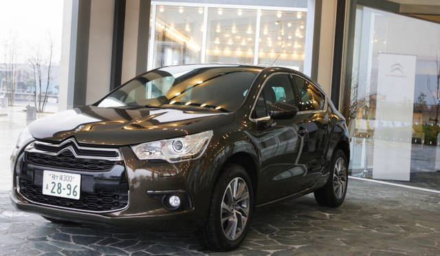 <strong>Citroen DS4 Chic 6AT｜シトロエン DS4 シック 6AT</strong>