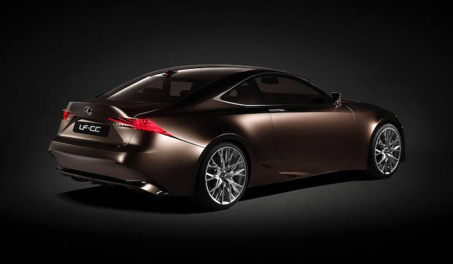 <strong>Lexus LF-CC Concept｜レクサス LF-CC コンセプト</strong>