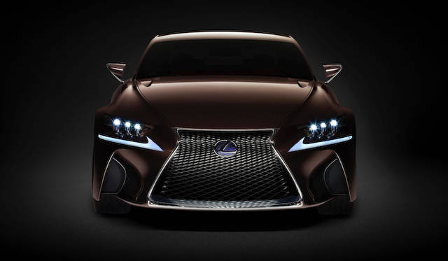 <strong>Lexus LF-CC Concept｜レクサス LF-CC コンセプト</strong>