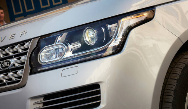 <strong>Land Rover Range Rover｜ランドローバー レンジローバー</strong>