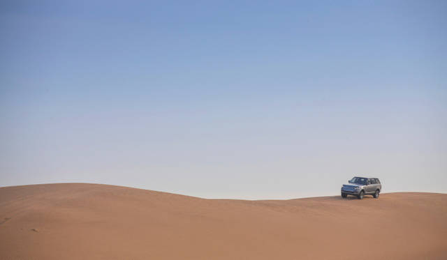 <strong>Land Rover Range Rover｜ランドローバー レンジローバー</strong>