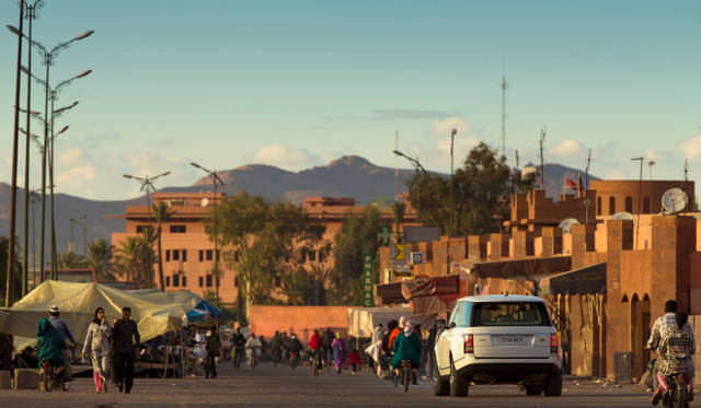 <strong>Land Rover Range Rover｜ランドローバー レンジローバー</strong>