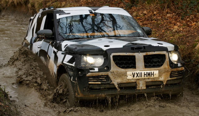 <strong>Land Rover Range Rover｜ランドローバー レンジローバー</strong><br />開発中のテスト車両