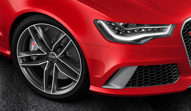 <strong>Audi RS6 Avant｜アウディ RS6 アバント</strong>