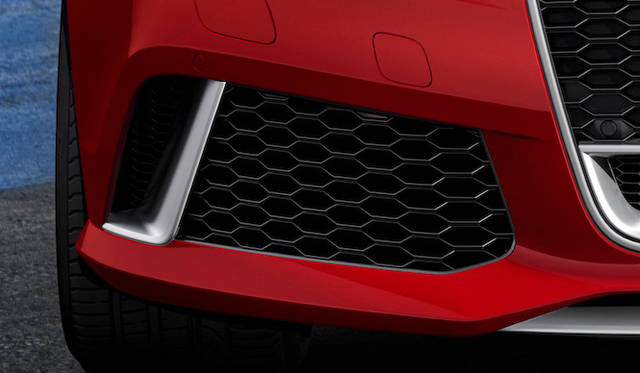 <strong>Audi RS6 Avant｜アウディ RS6 アバント</strong>