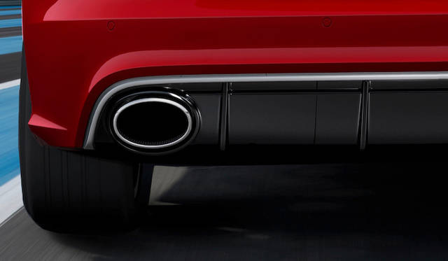 <strong>Audi RS6 Avant｜アウディ RS6 アバント</strong>