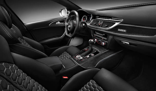 <strong>Audi RS6 Avant｜アウディ RS6 アバント</strong>