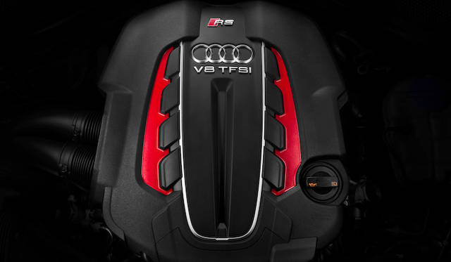 <strong>Audi RS6 Avant｜アウディ RS6 アバント</strong>