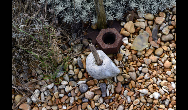 <strong>carnet de jardin｜松永 学</strong> 穴と穴の競演1