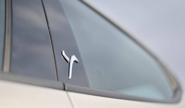 <strong>Chrysler Ypsilon｜クライスラー イプシロン</strong>