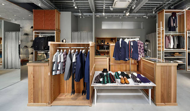 <strong>TAKEO KIKUCHI｜タケオキクチ</strong>　「タケオキクチ 渋谷明治通り本店」1階 カジュアルウェア