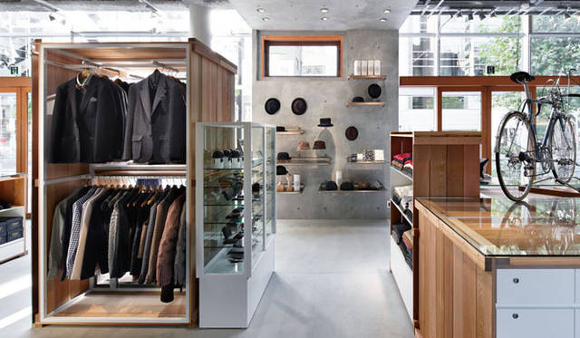 <strong>TAKEO KIKUCHI｜タケオキクチ</strong>　「タケオキクチ 渋谷明治通り本店」1階 カジュアルウェア