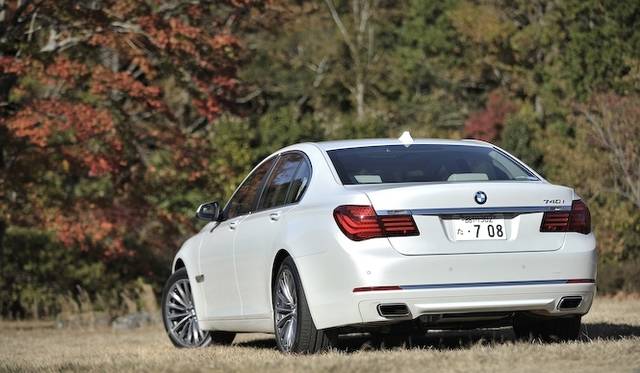 <strong>BMW 740i｜ビー･エム･ダブリュー 740i</strong>