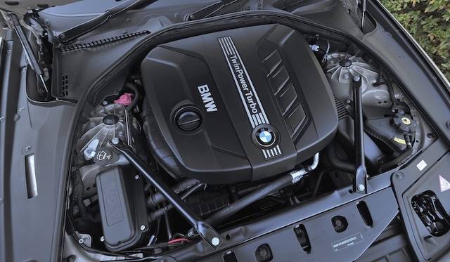 <strong>BMW 523d BluePerformance｜ビー･エム･ダブリュー 523d ブルーパフォーマンス</strong>