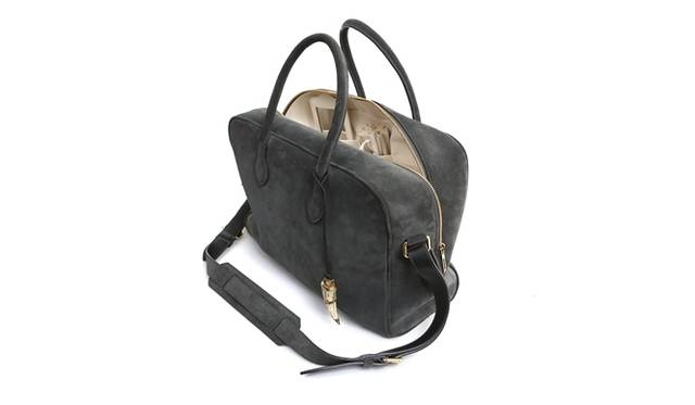 <strong>BALMAIN│バルマン</strong>　ル・ピエール　グレー、ベージュ、チェリー　31万5000円