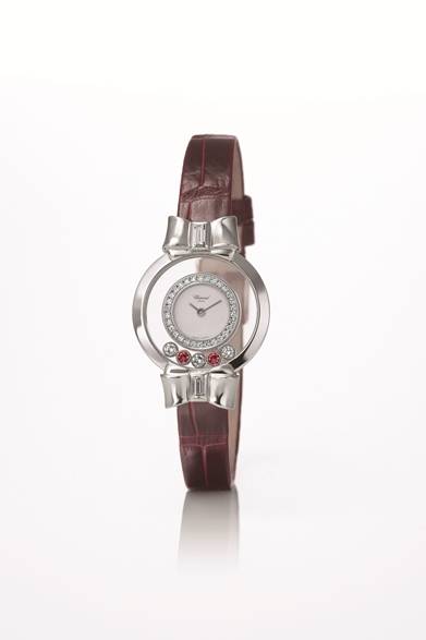 <strong>Chopard│ショパール</strong>　「ハッピーダイヤモンド」クリスマス限定ウォッチ　限定10本　116万5500円