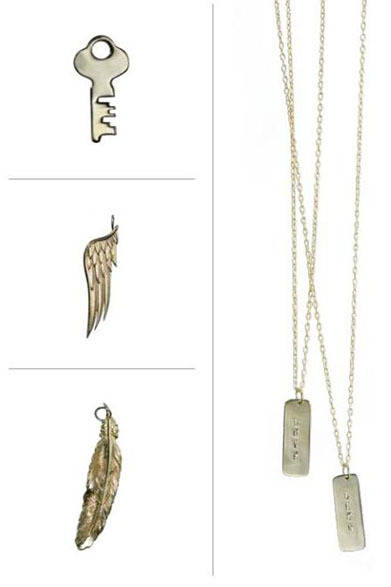 <strong>BARNEYS NEW YORK｜バーニーズ　ニューヨーク</strong>　「JENNIFFER FISHER」　左から（時計回りに）チャーム1万2075円、ネックレス各2万8350円、チャーム各9975円（すべてバーニーズ エクスクルーシヴ）