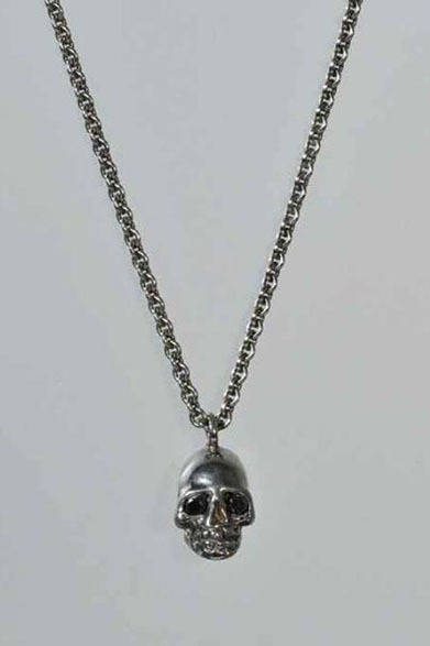 <strong>BARNEYS NEW YORK｜バーニーズ　ニューヨーク</strong>　「FINN」　ネックレス9万1350円（バーニーズ エクスクルーシヴ）