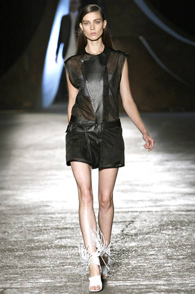  2013年春夏コレクション