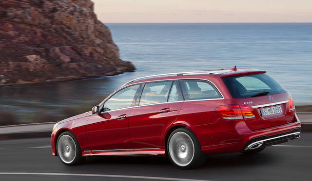 <strong>Mercedes-Benz E250 estate｜メルセデス・ベンツ E250 エステート</strong>