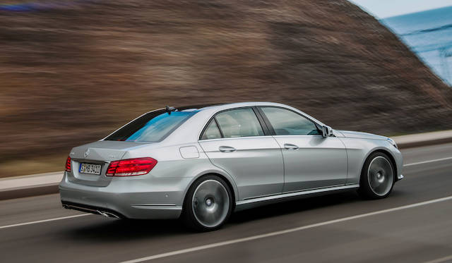 <strong>Mercedes-Benz E250 estate｜メルセデス・ベンツ E250 エステート</strong>