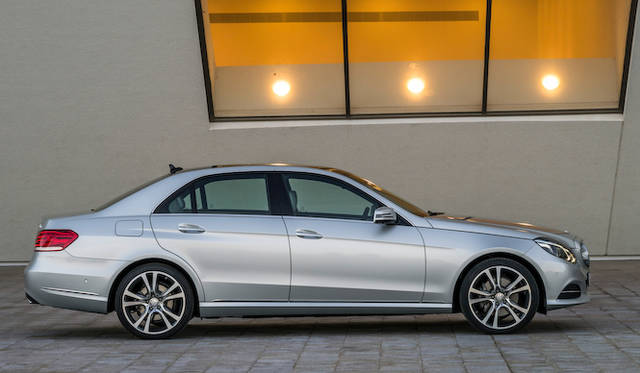 <strong>Mercedes-Benz E250 estate｜メルセデス・ベンツ E250 エステート</strong>