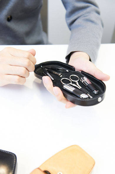 <strong>BARNEYS NEW YORK｜バーニーズ　ニューヨーク</strong>　グルーミングセット1万500円～1万5750円（カミソリ倶楽部／バーニーズ　ニューヨーク）